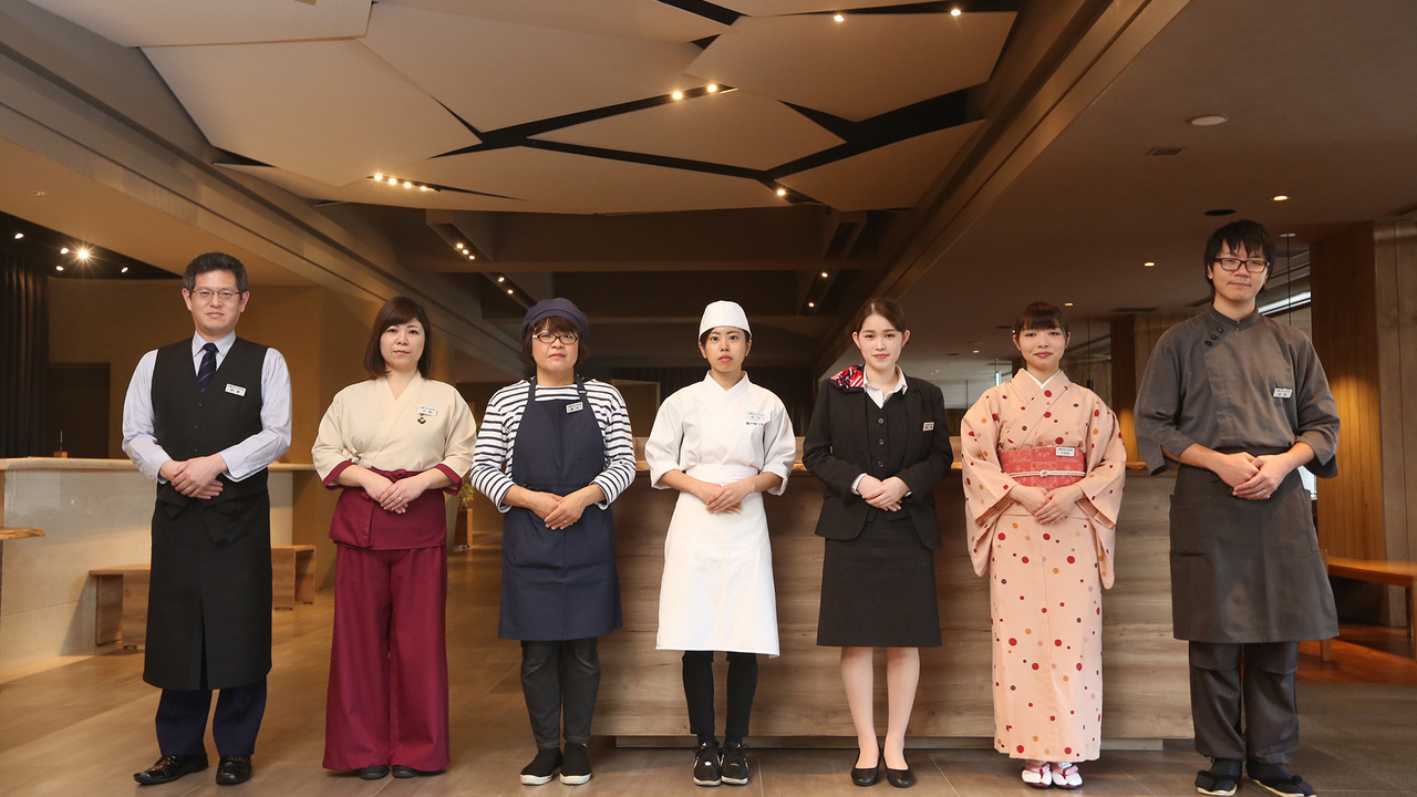 株式会社川棚グランドホテルお多福で働く人の写真4枚目