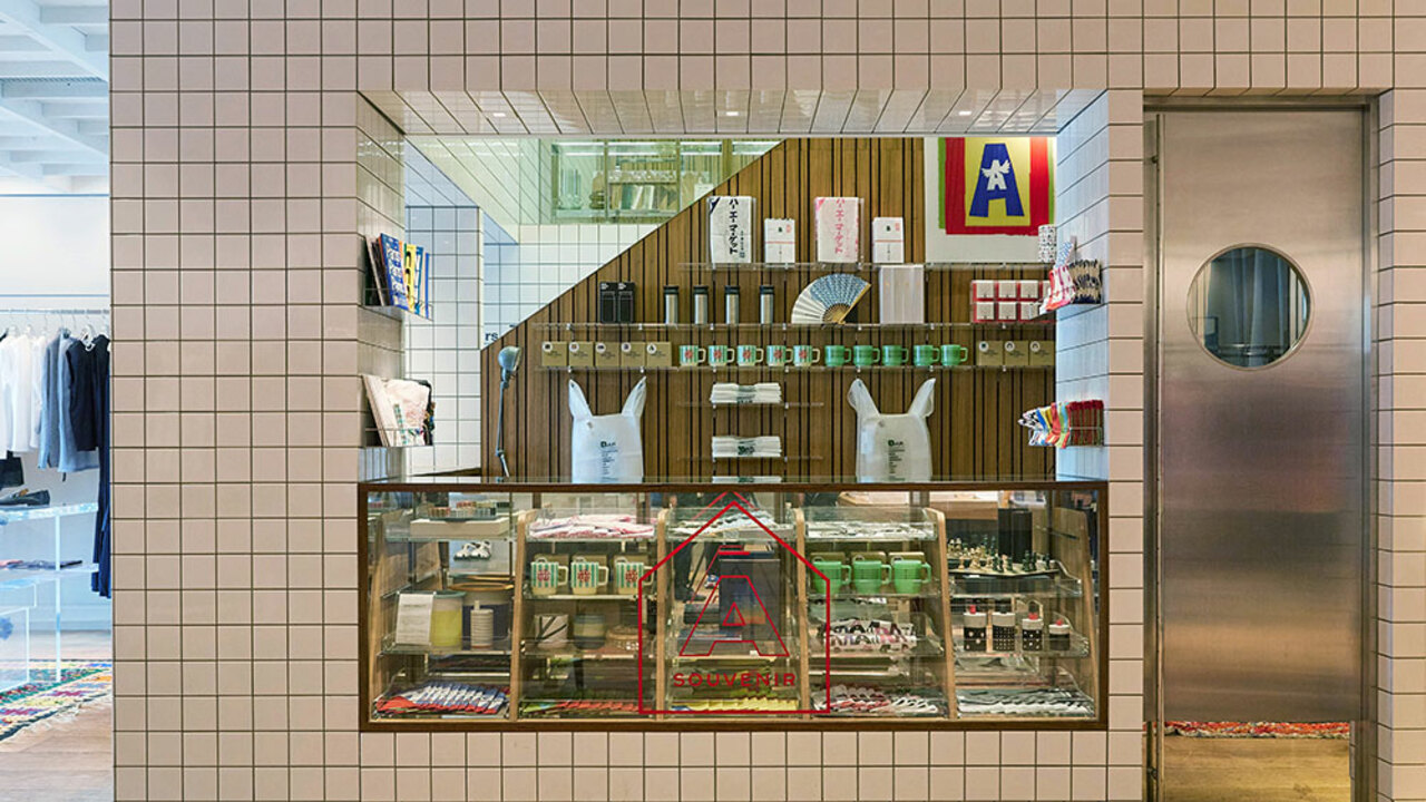 株式会社トゥモローランド(CASA CABAN)の事業内容の写真2枚目