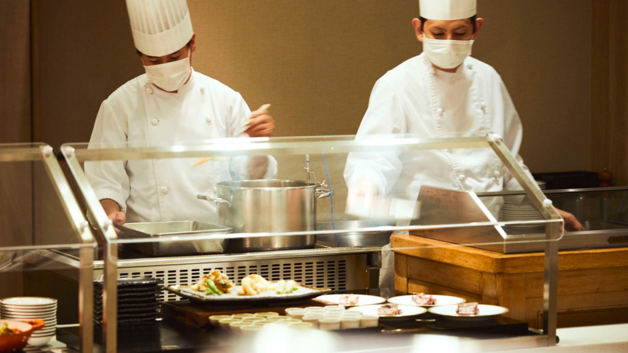 株式会社近鉄・都ホテルズ　都シティ大阪天王寺で働く人の写真1枚目