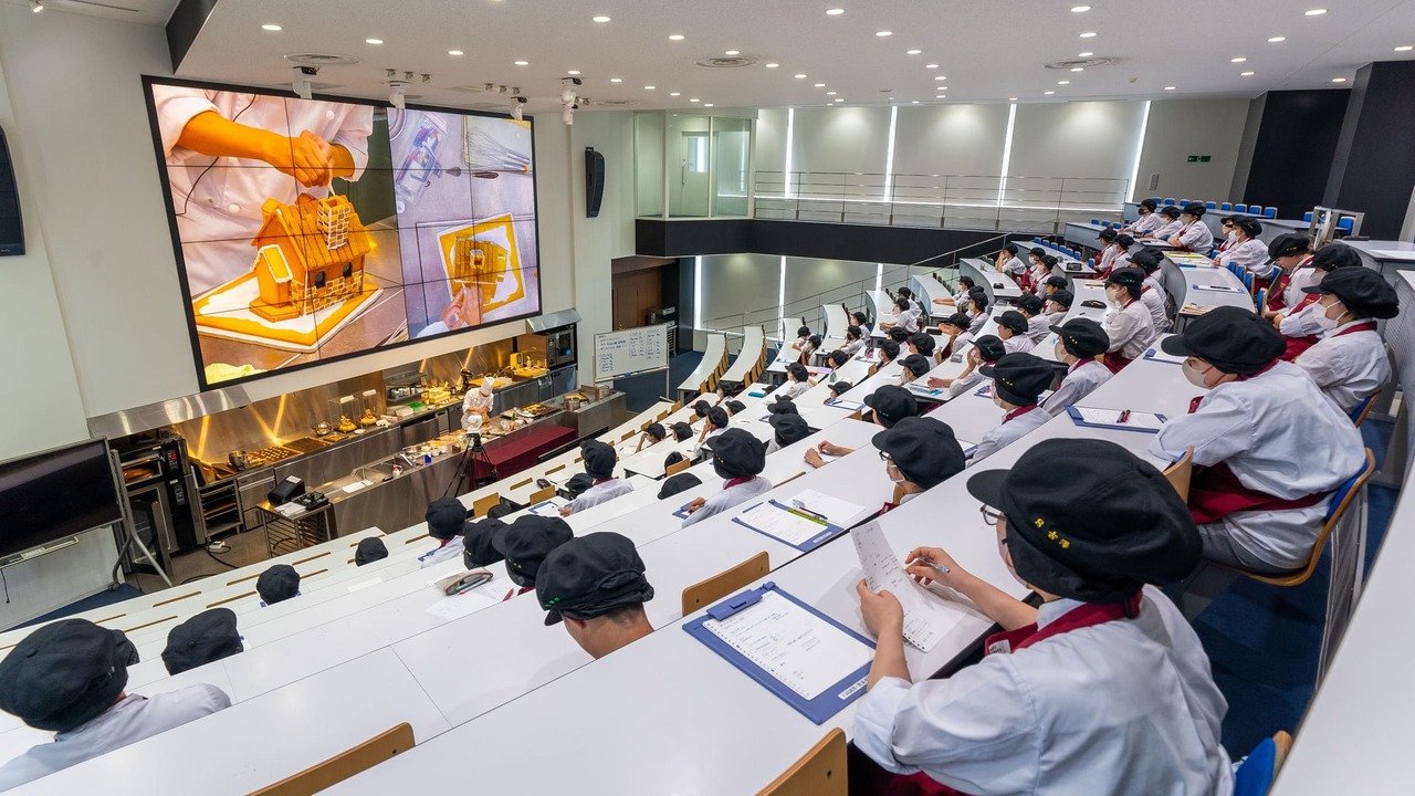 学校法人平岡学園の会社TOPの写真1枚目