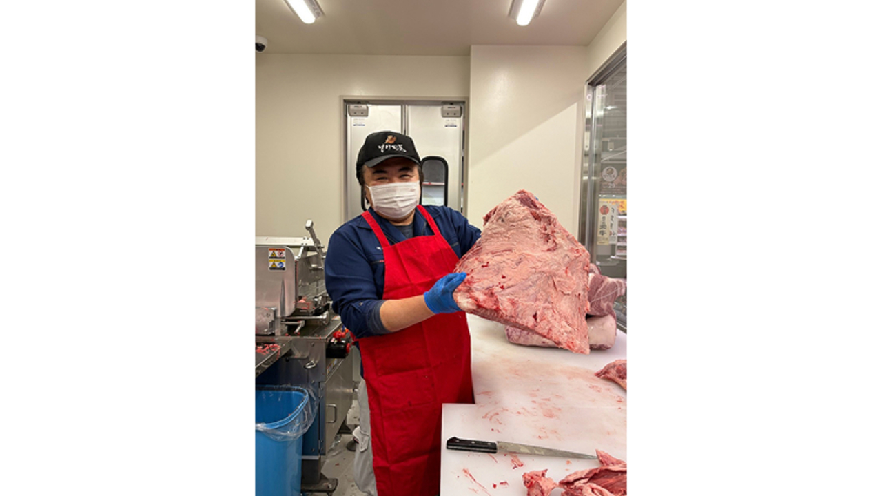 有限会社牛若で働く人の写真1枚目