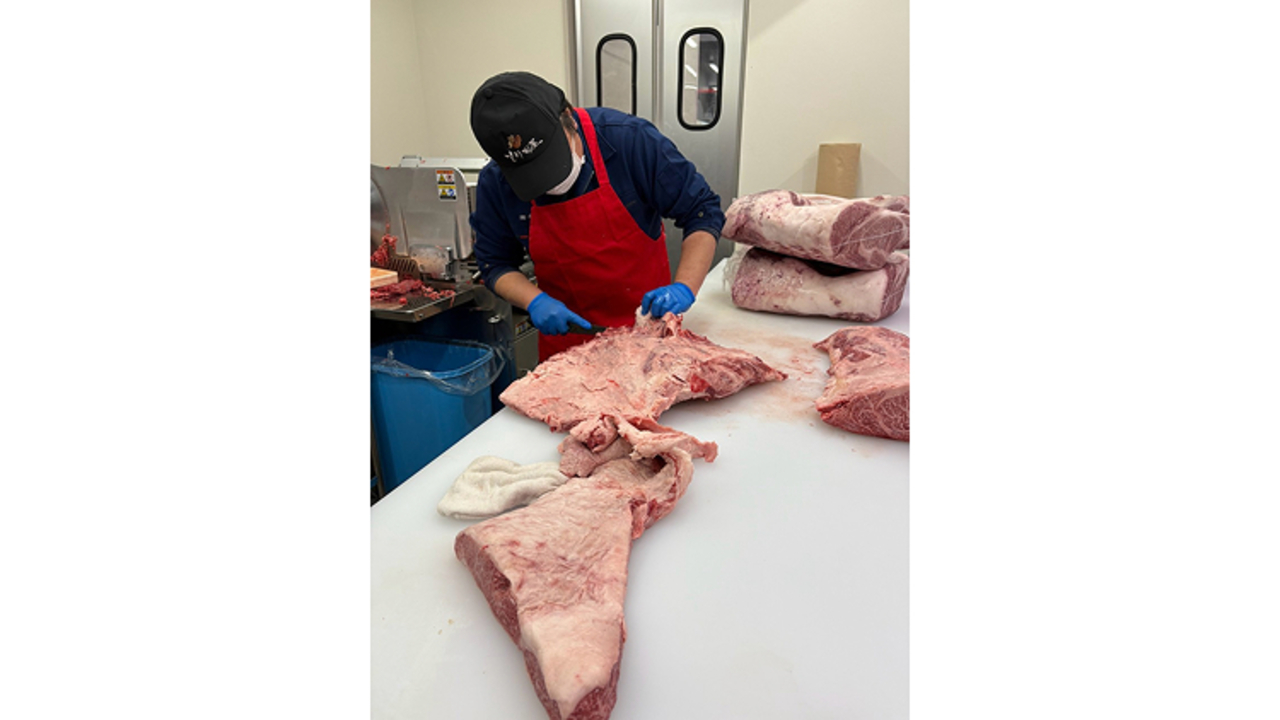 有限会社牛若で働く人の写真2枚目