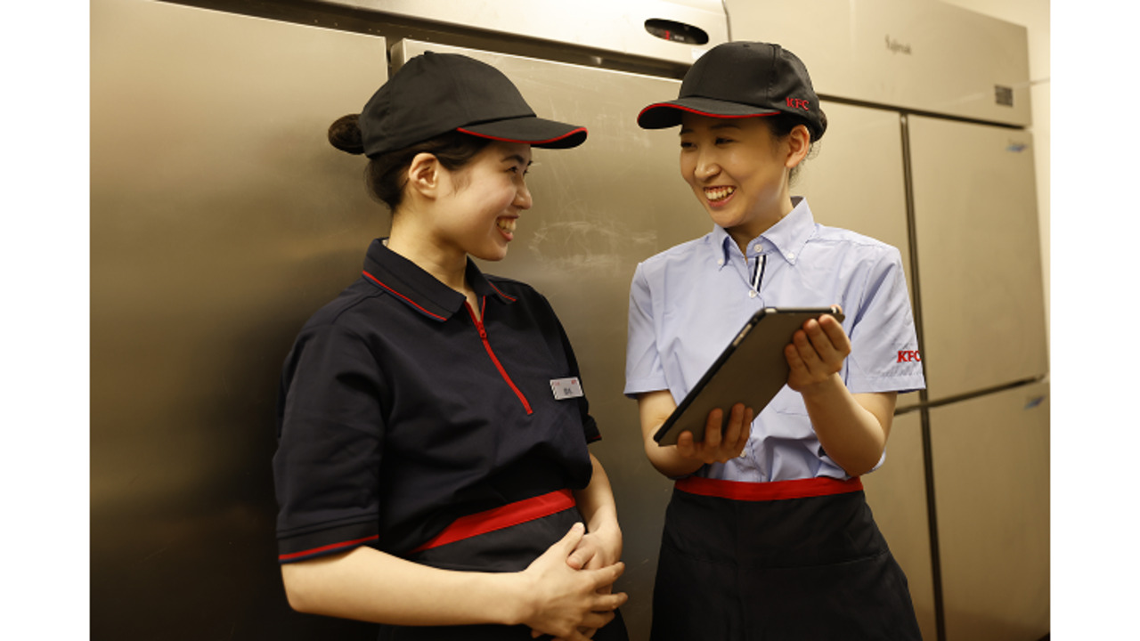 株式会社アクシーズフーズで働く人の写真2枚目