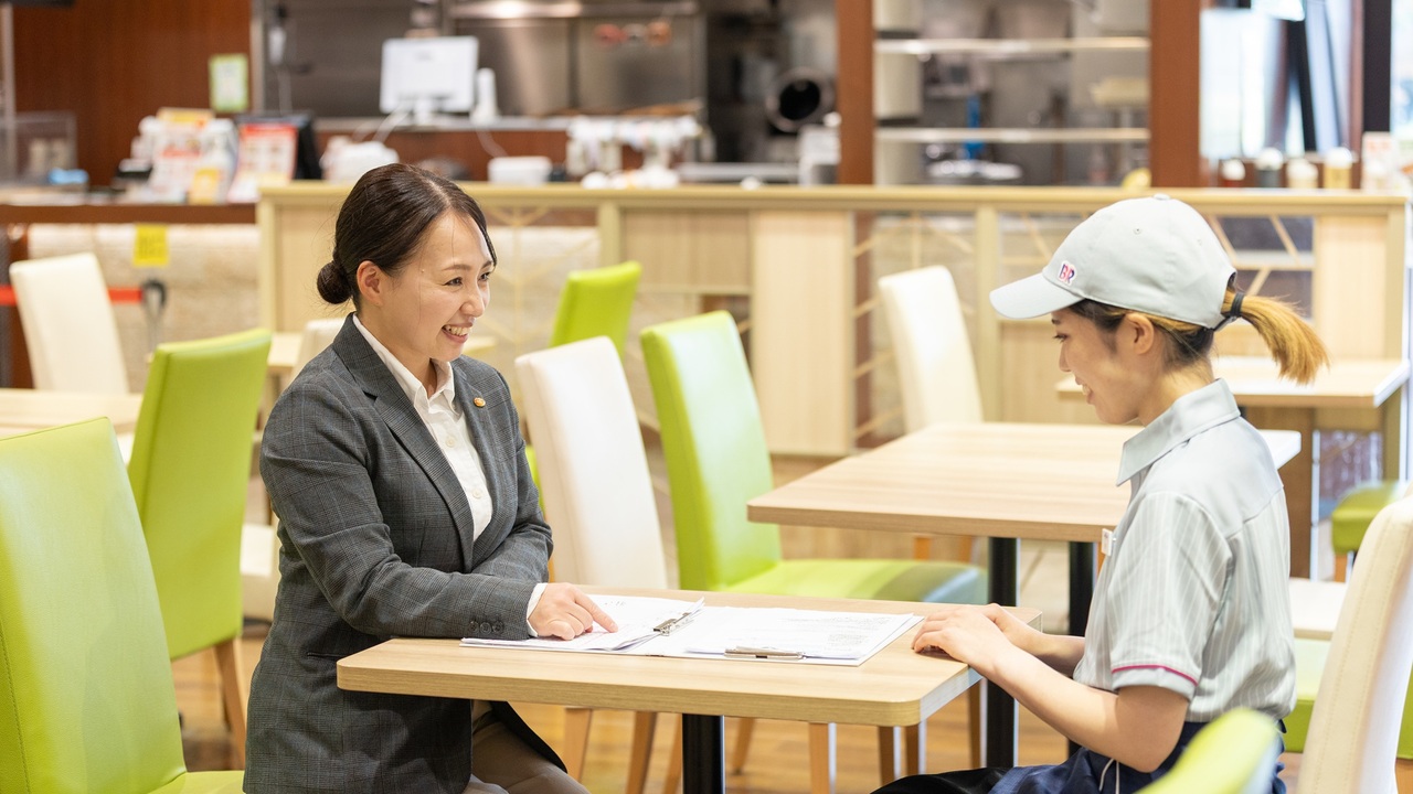 株式会社シー・オー・エムで働く人の写真3枚目