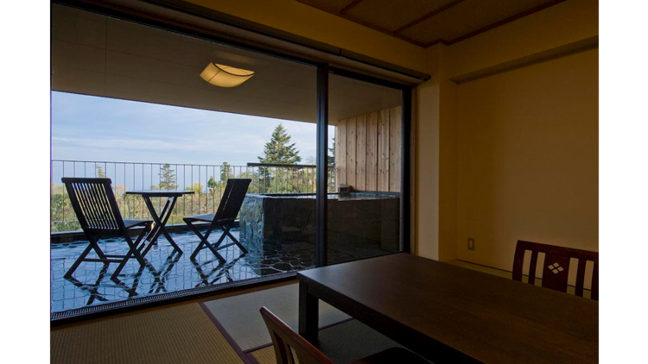 株式会社フォーフラップで働く人の写真1枚目