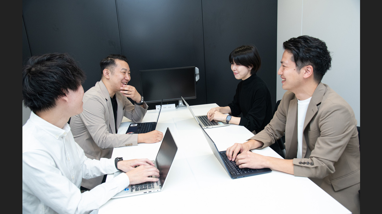 株式会社魁力屋で働く人の写真1枚目