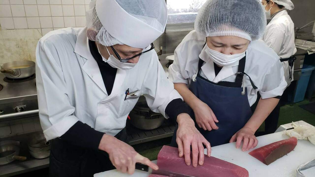 株式会社ファインフードシステムで働く人の写真2枚目