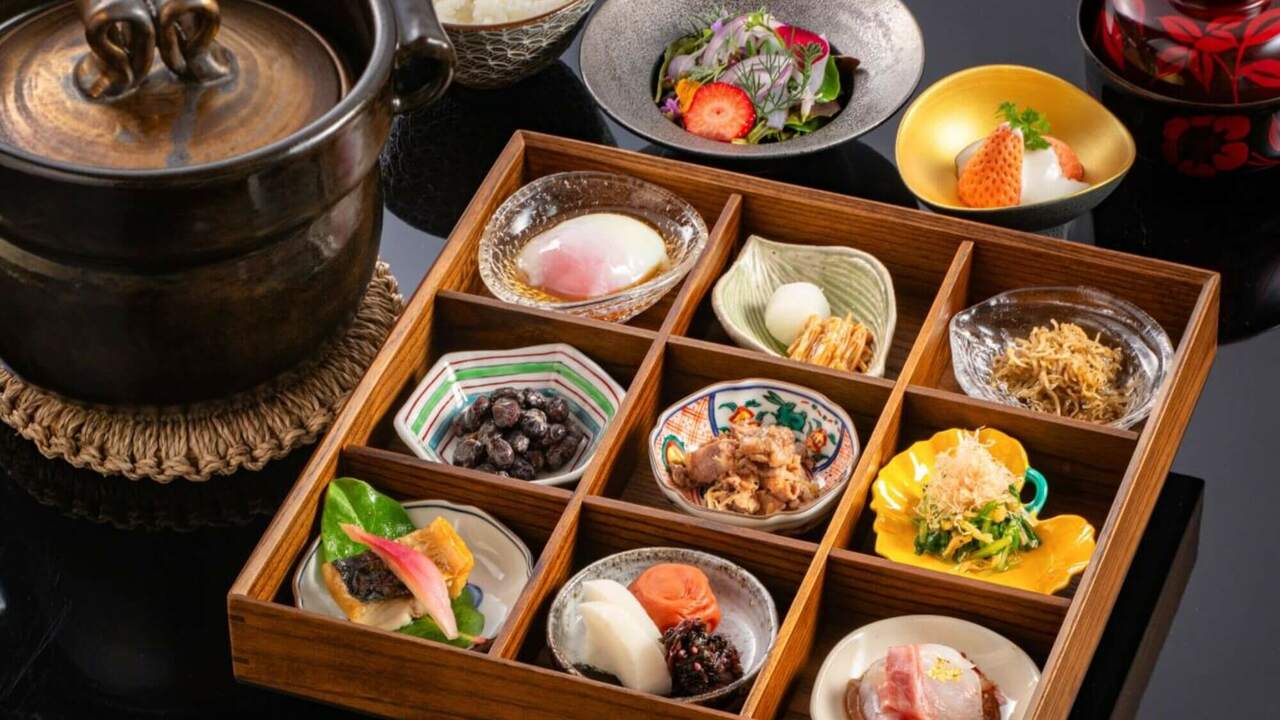 有限会社魚眠庵マルキ本館で働く人の写真2枚目