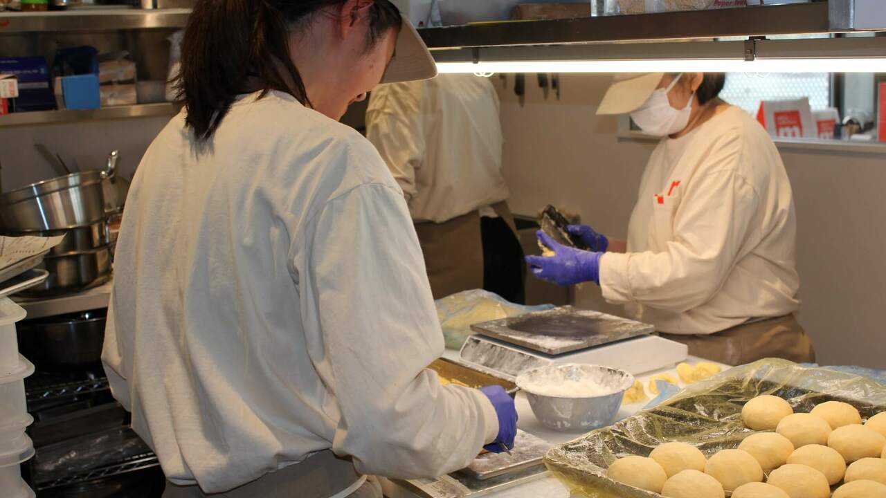 有限会社メイプルハウスで働く人の写真1枚目