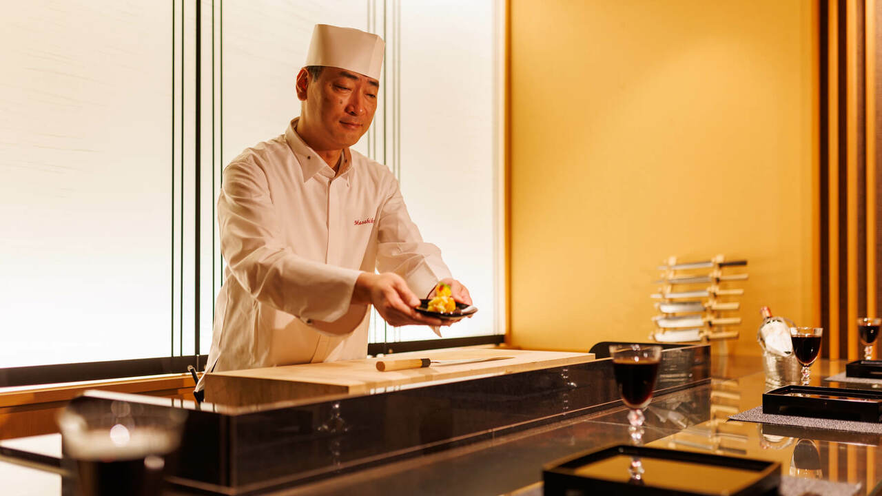 やど紫苑亭株式会社で働く人の写真1枚目