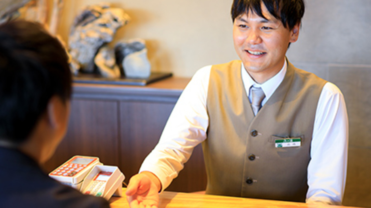 株式会社ホテルはまのゆで働く人の写真3枚目