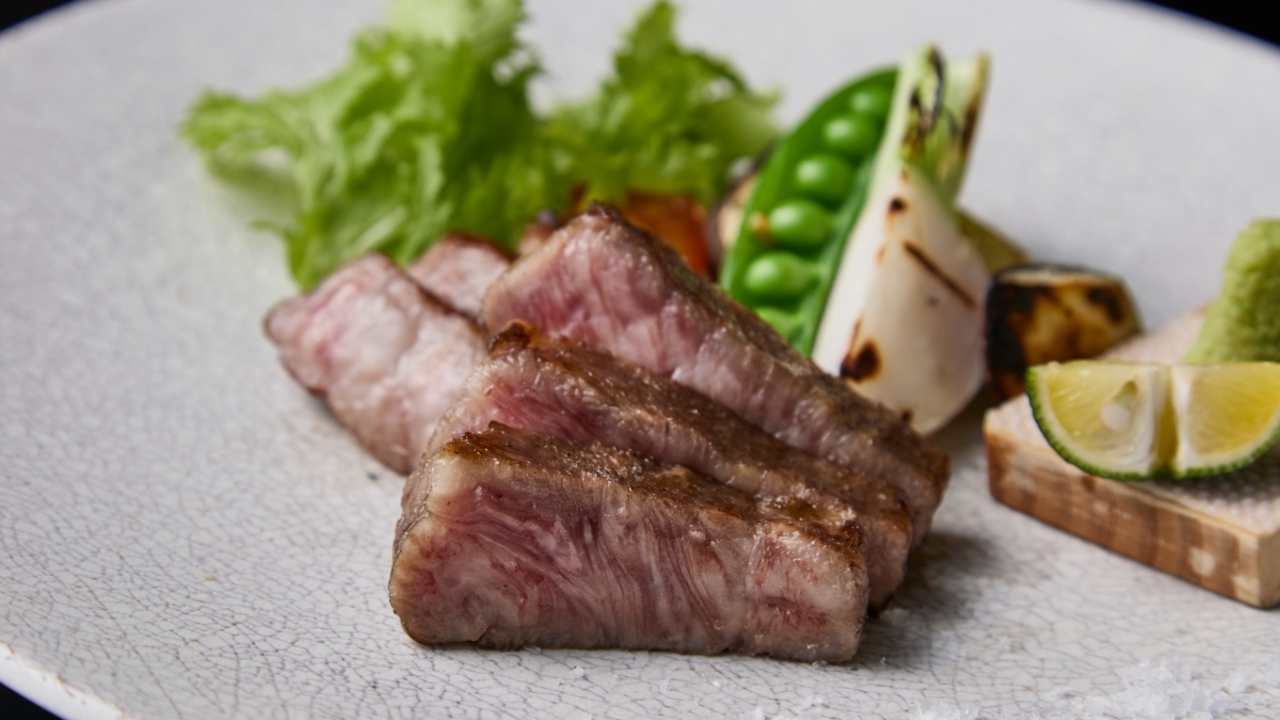 美食米門|レストランサービス・ホールスタッフの求人画像3枚目