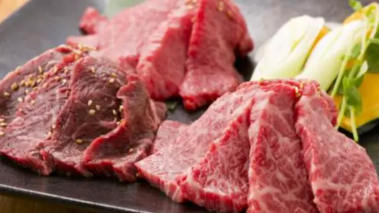 特急焼肉せいざん|料理長・料理長候補の求人画像2枚目