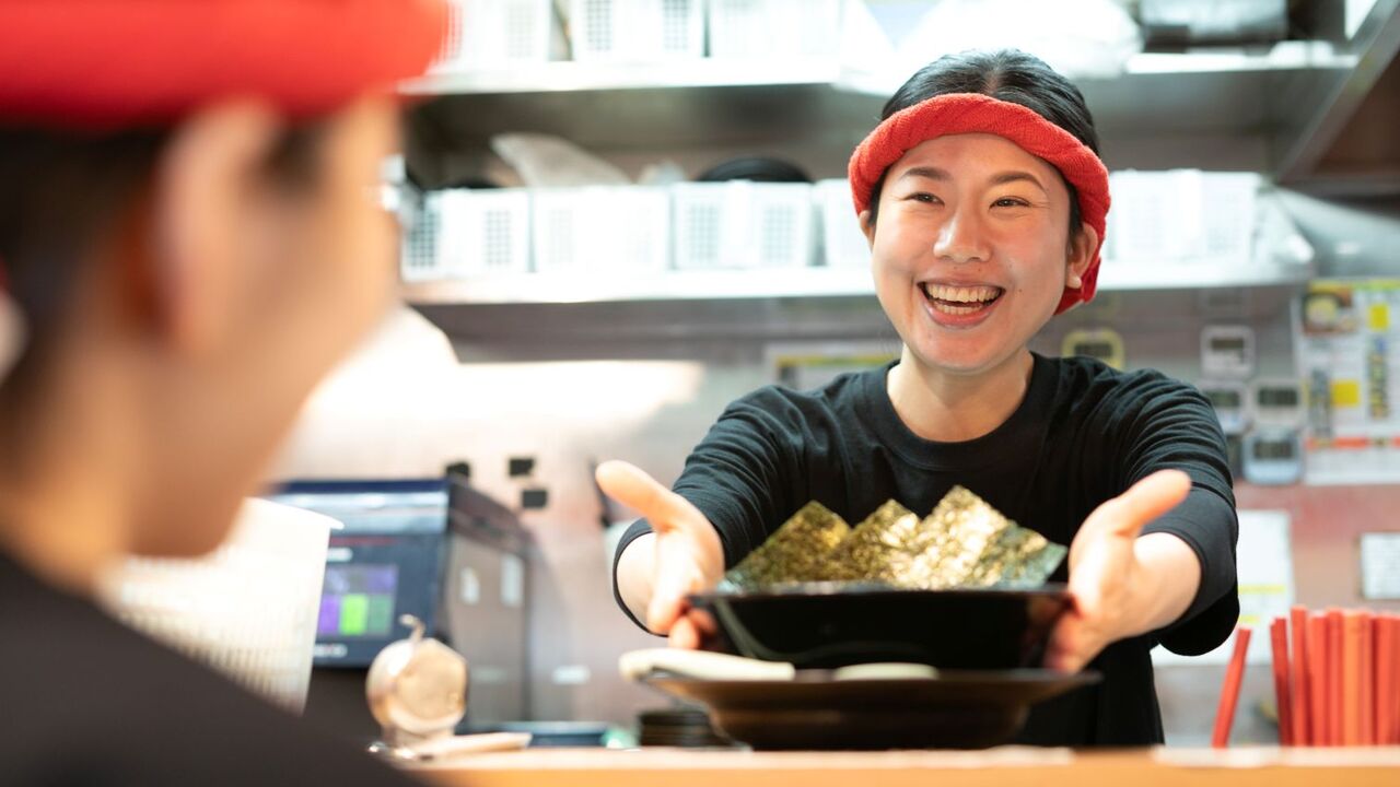 町田商店|キッチンスタッフの求人画像1枚目