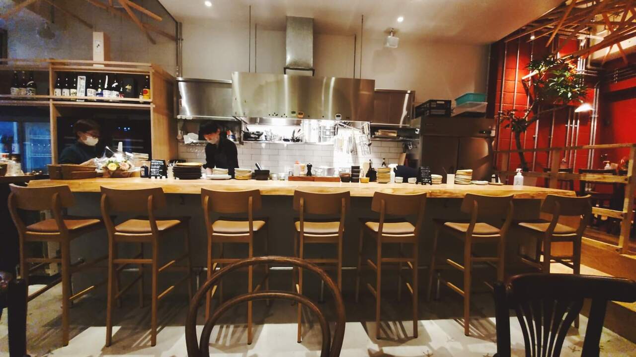 烏 KARASU|店長・店長候補の求人画像1枚目