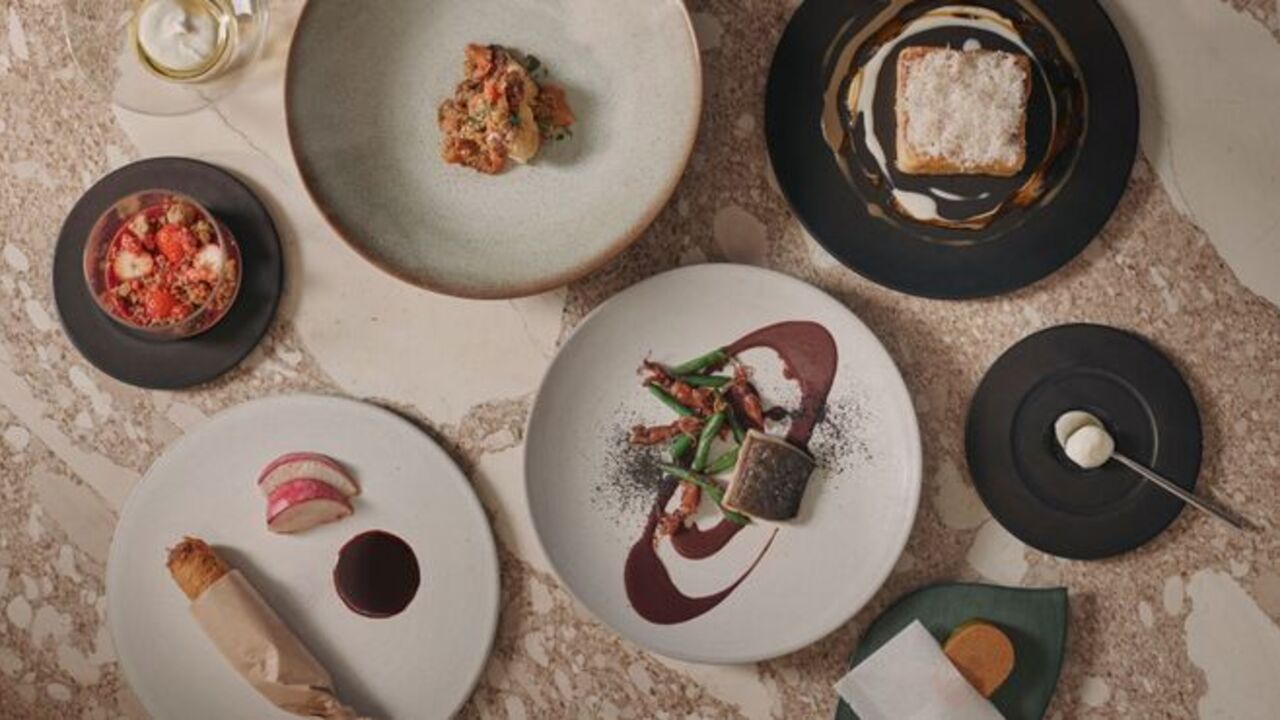 MAISON VERTE|レストランサービス・ホールスタッフの求人画像1枚目