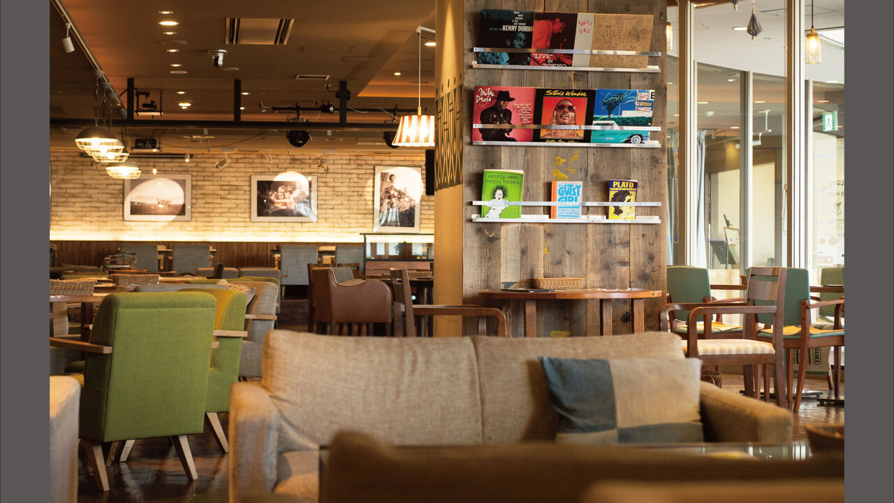 #02 CAFE&DINER|キッチンスタッフの求人画像1枚目