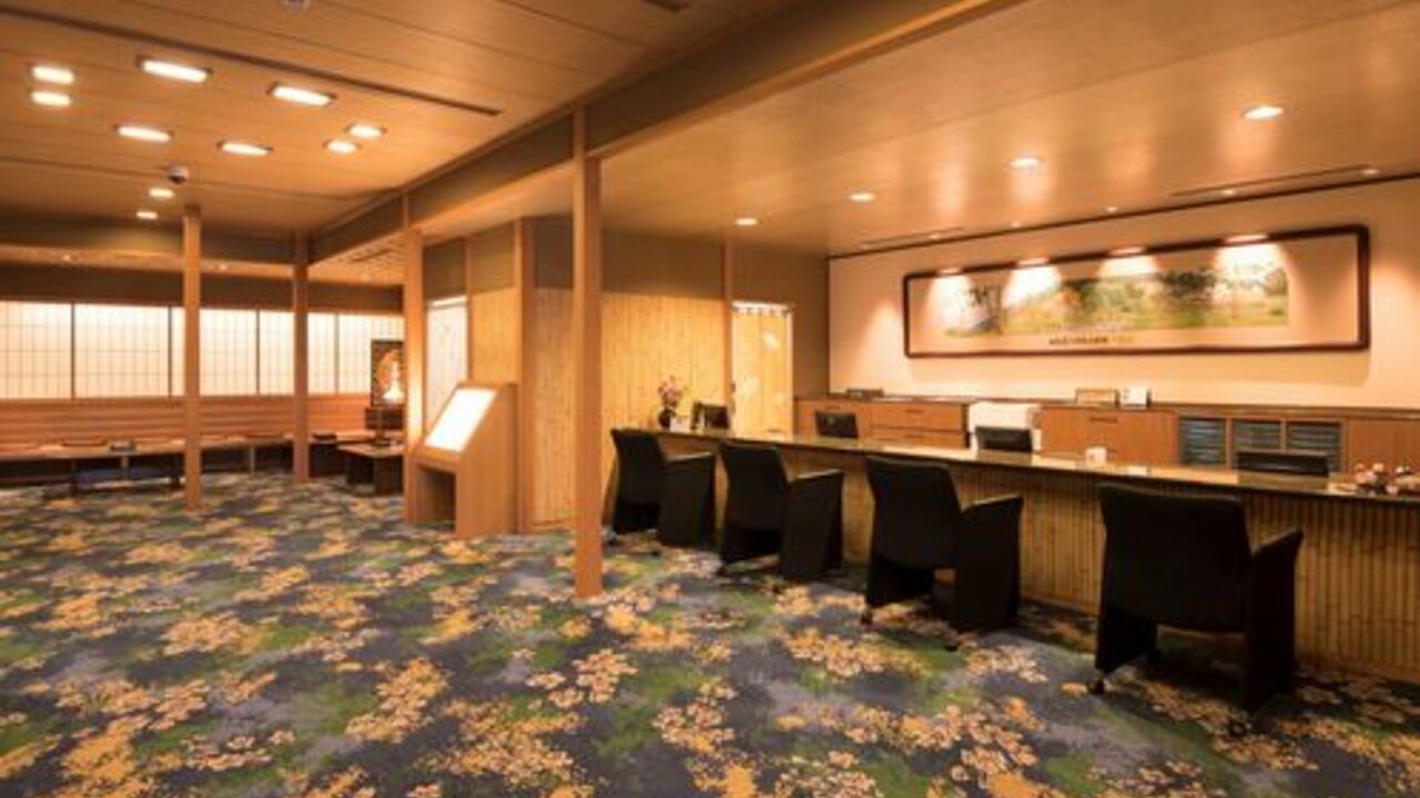 熱海 大観荘|仲居の求人画像2枚目