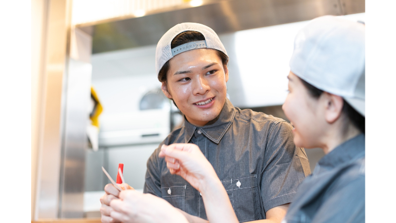 豚山 神保町店(東京都千代田区) ラーメン | 店長・店長候補)の求人の写真 3枚目