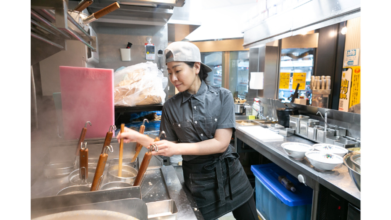 豚山|店長・店長候補の求人画像2枚目