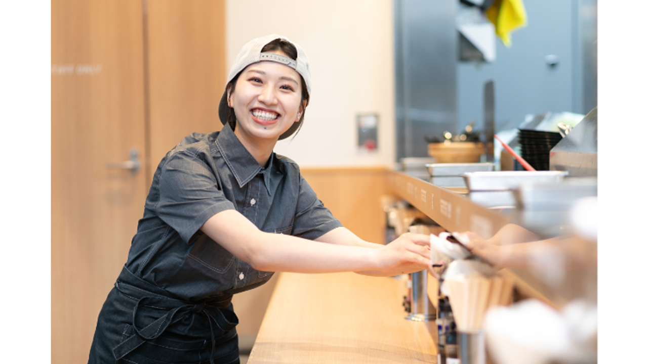 豚山 十三東口店(大阪府大阪市淀川区) ラーメン | 店長・店長候補)の求人の写真 2枚目