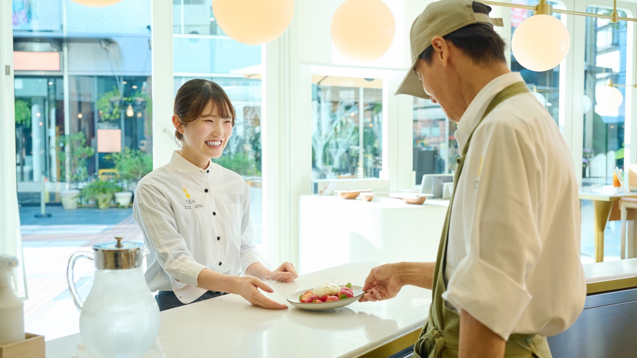 DEK|料理長・料理長候補の求人画像1枚目