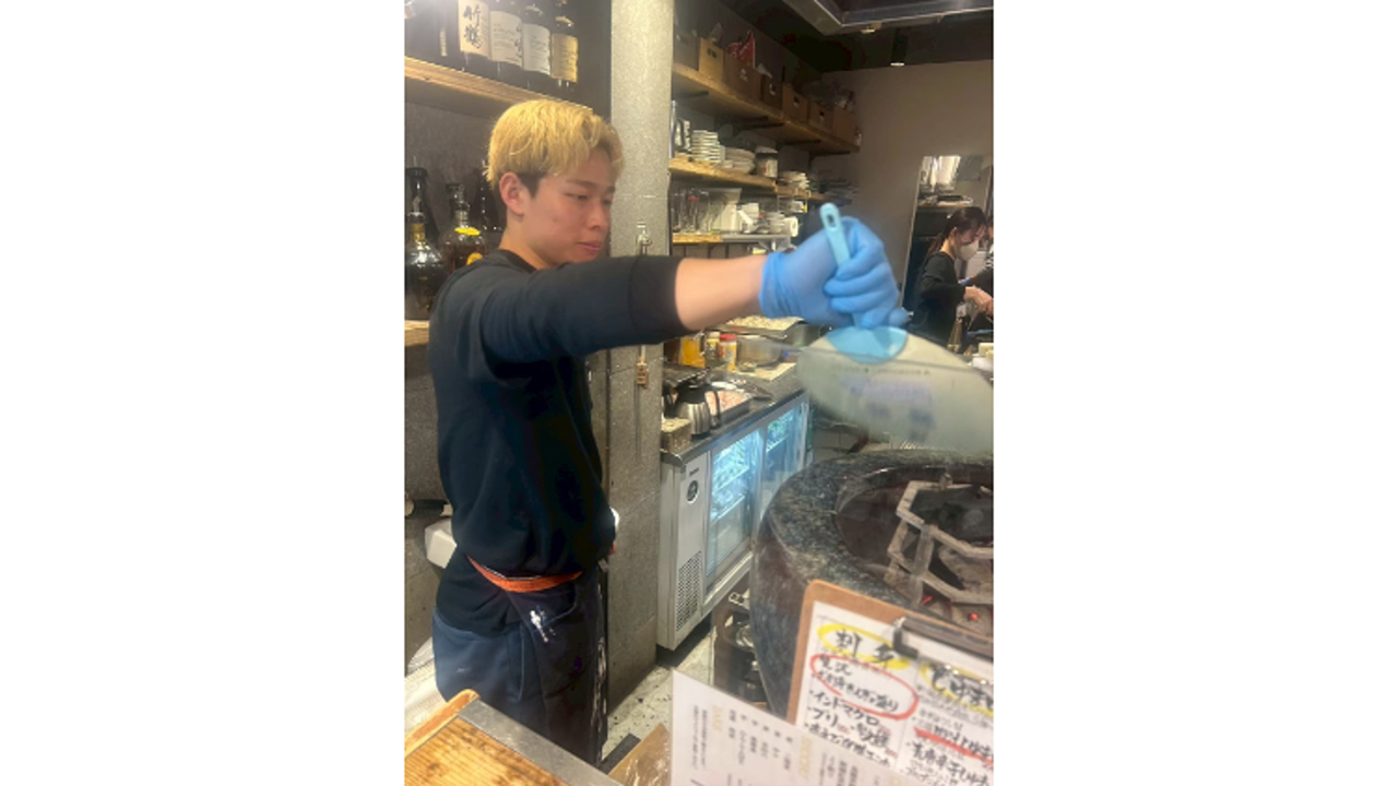 吉田町食堂 きんぎょ|キッチンスタッフの求人画像1枚目