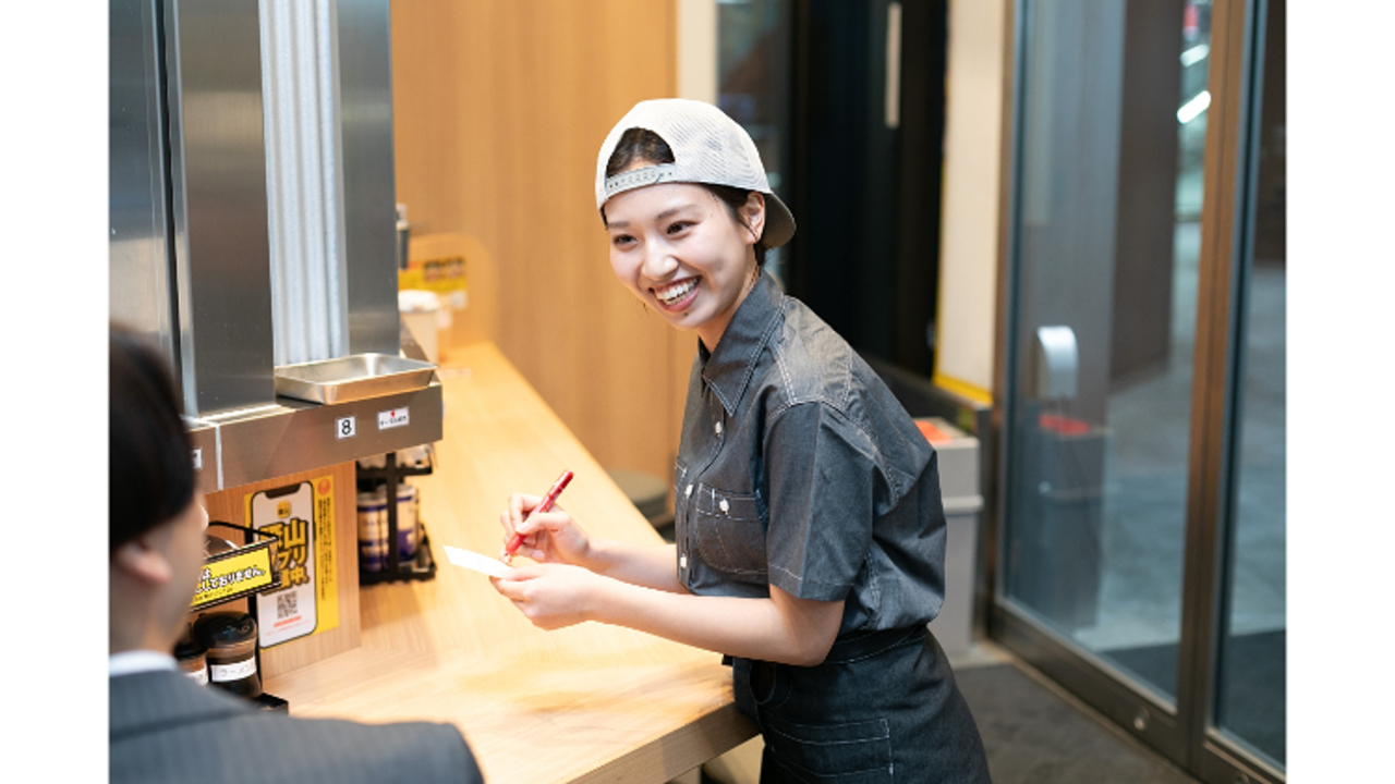 豚山 蒲田店(東京都大田区) ラーメン | エリアマネージャー)の求人の写真 3枚目