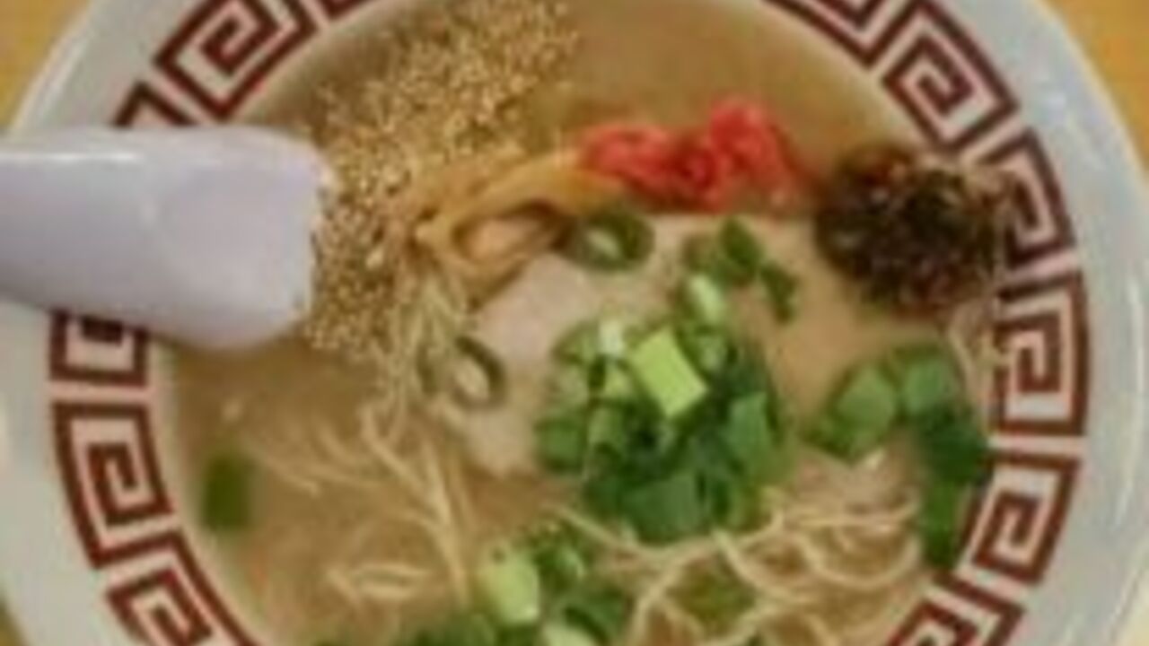 博多とんこつラーメン　なる門|レストランサービス・ホールスタッフの求人画像2枚目