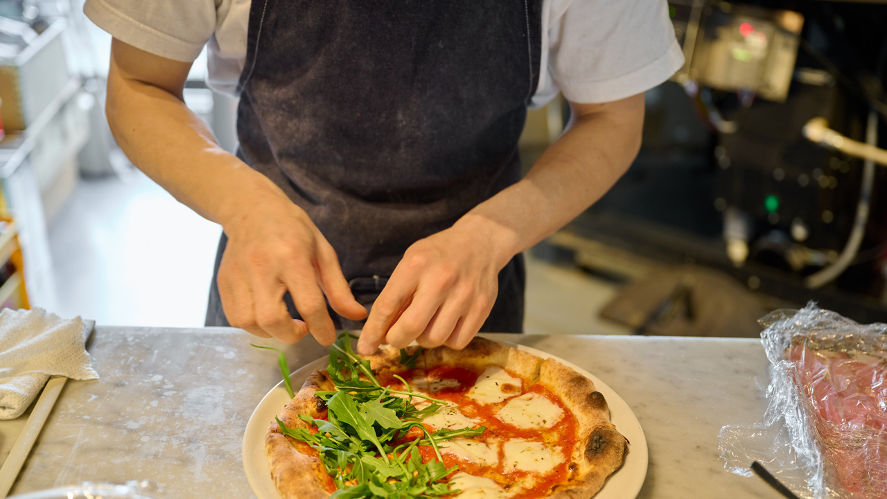 GOOD CHEESE GOOD PIZZA|料理長・料理長候補の求人画像1枚目