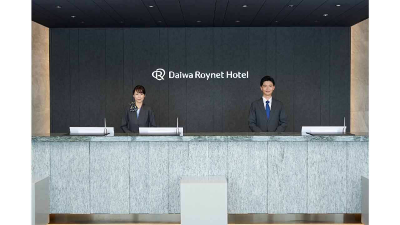 ダイワロイネットホテルズ|フロントスタッフの求人画像1枚目