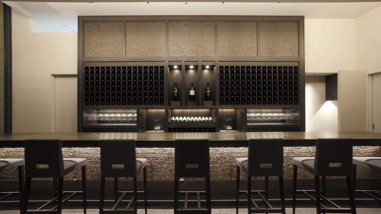 KENZO ESTATE WINERY 六本木ヒルズ店 フレンチ, 創作・ダイニングバー | レストランサービス・ホールスタッフ)の求人の写真 2枚目