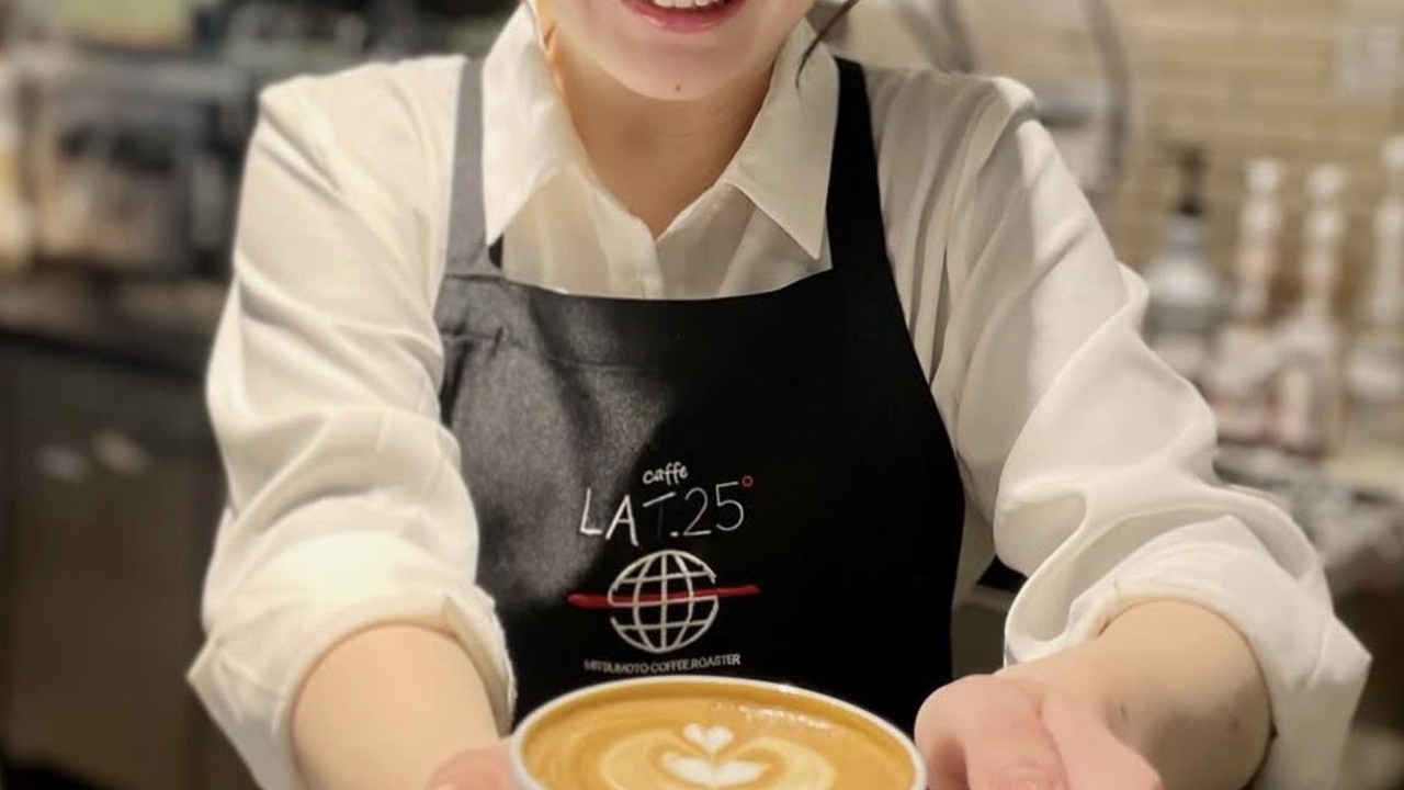 三本珈琲店|レストランサービス・ホールスタッフの求人画像2枚目