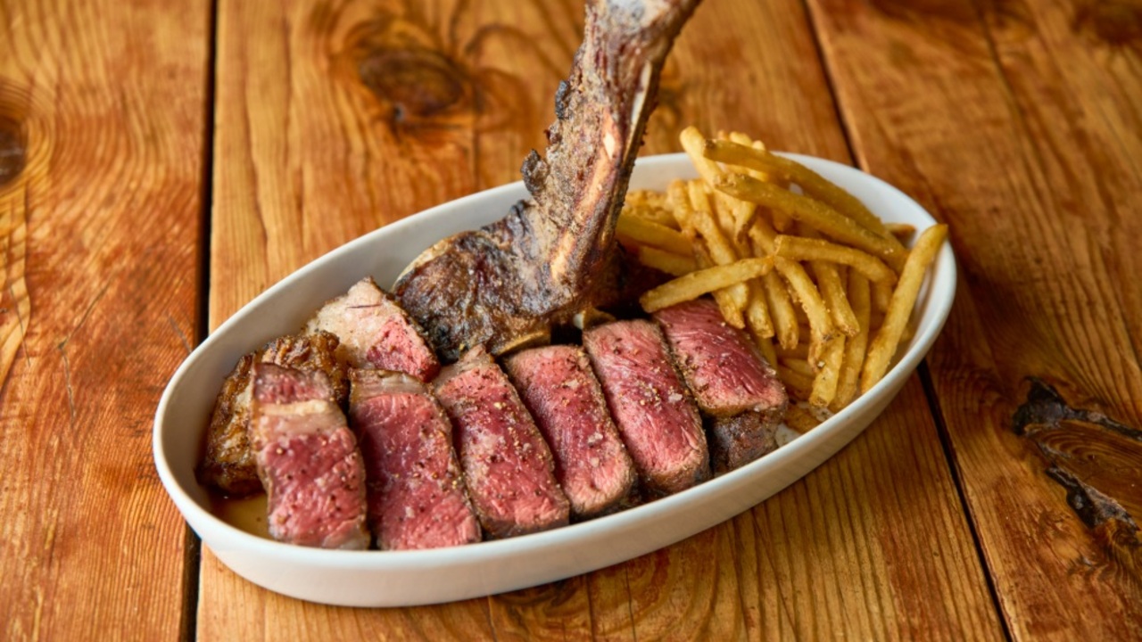 ～Rotisserie Pyrenees～　ピレネー ピレネー フレンチ, その他(料理ジャンル) | キッチンスタッフ)の求人の写真 1枚目