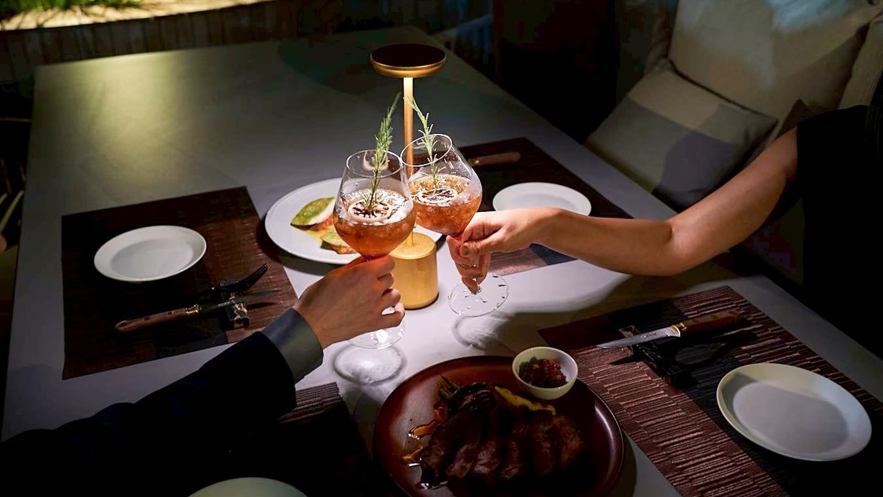 STELLAR WORKS Restaurant & Bar|バーテンダーの求人画像2枚目
