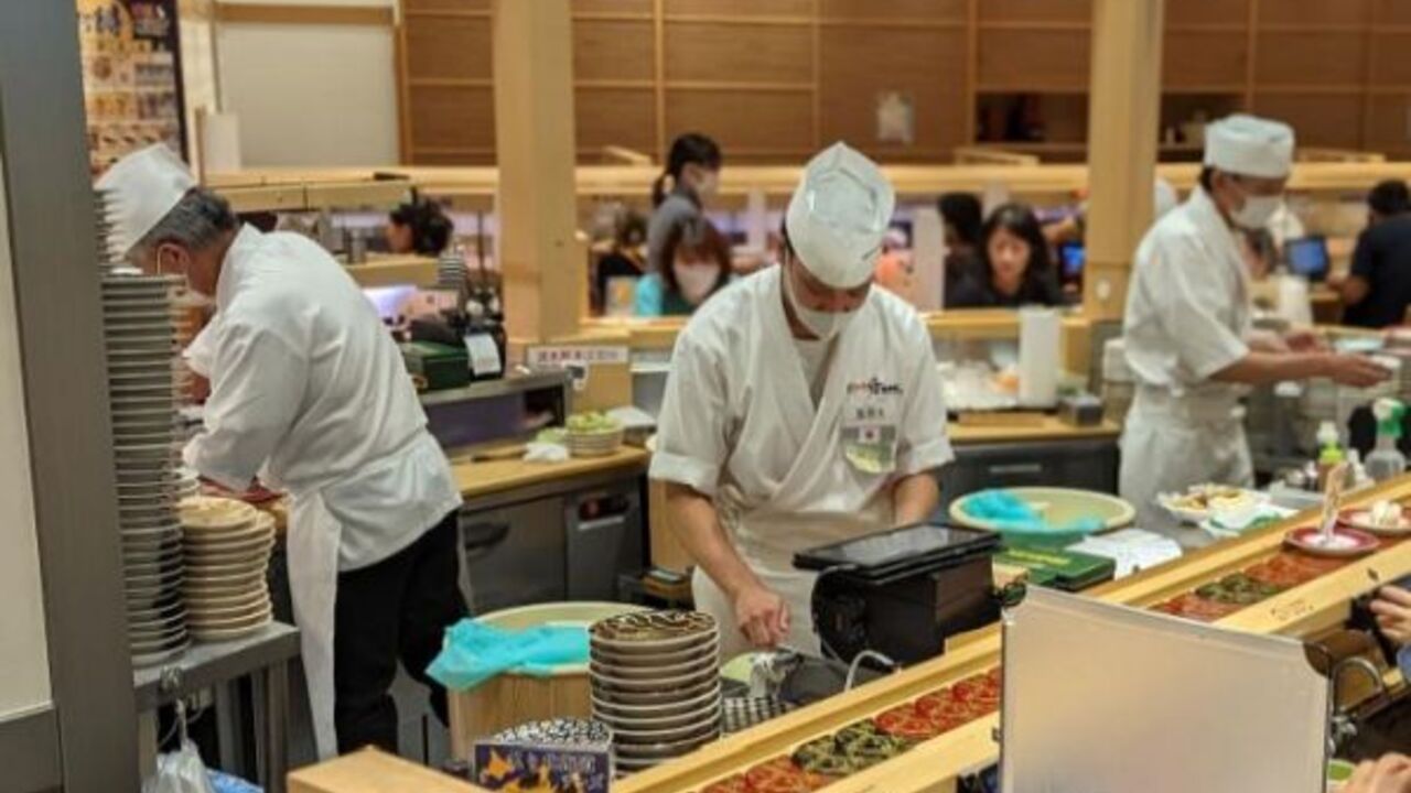 回し寿司活|店長・店長候補の求人画像1枚目
