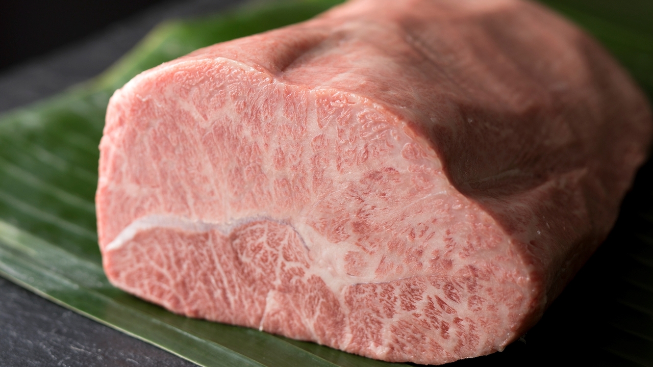 焼肉ホルモン稲田|店長・店長候補の求人画像1枚目