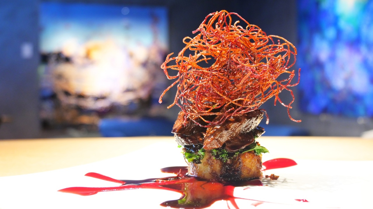 Bar Dining FIVE Arrows|キッチンスタッフの求人画像1枚目