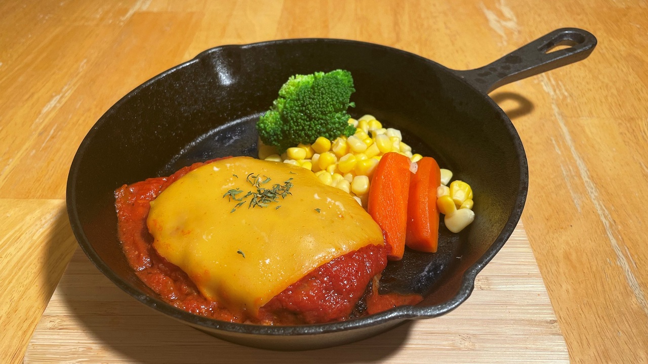 ハンバーグキッチン　マルバーグ HEP FIVE店 洋食・西洋料理, ステーキ・鉄板焼き | 調理見習い・調理補助)の求人の写真 3枚目