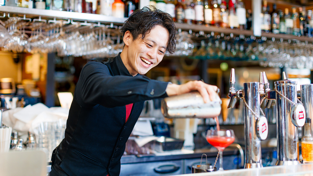 RIGOLETTO BAR AND GRILL 六本木|パティシエの求人画像1枚目