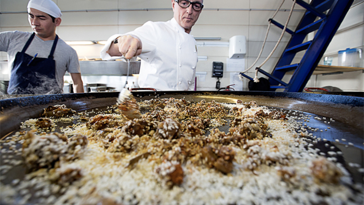 XIRINGUITO Escribà|料理長・料理長候補の求人画像1枚目