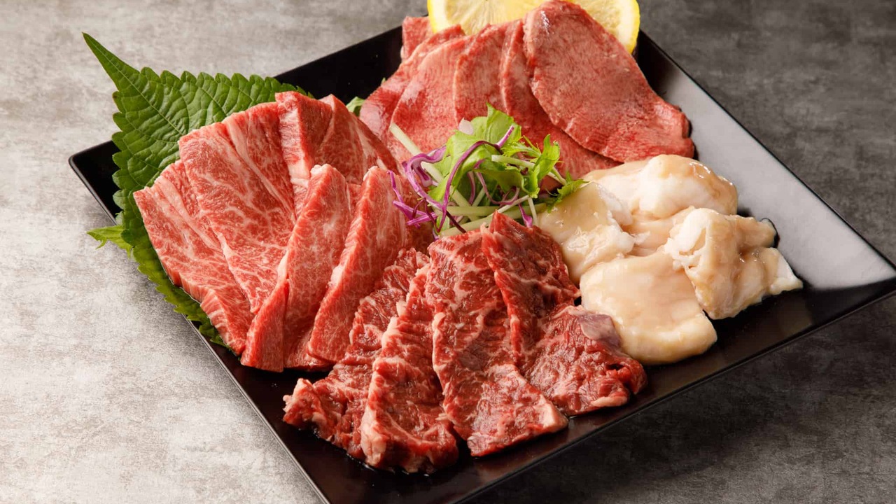 焼肉チョモランマ 武蔵小杉店 焼肉 | レストランサービス・ホールスタッフ)の求人の写真 2枚目