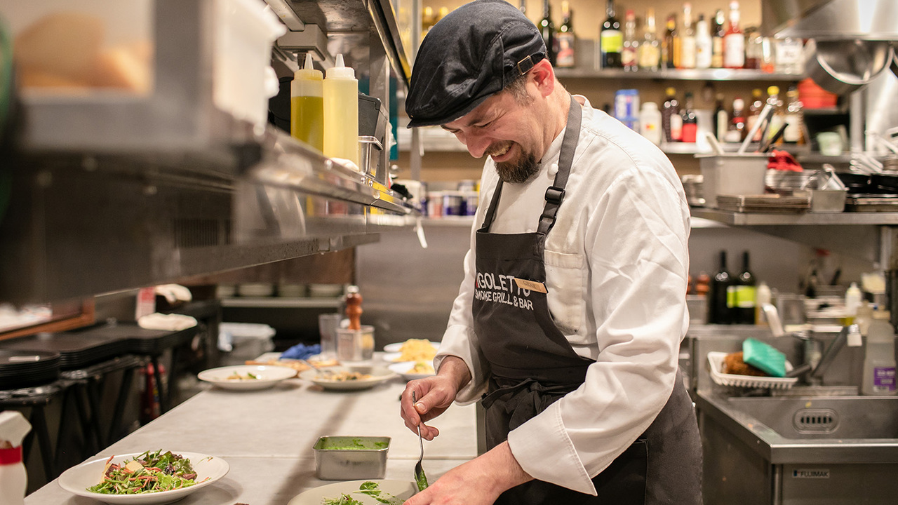 RIGOLETTO SMOKE GRILL AND BAR 祇園|レセプション・レストランレセプションの求人画像4枚目