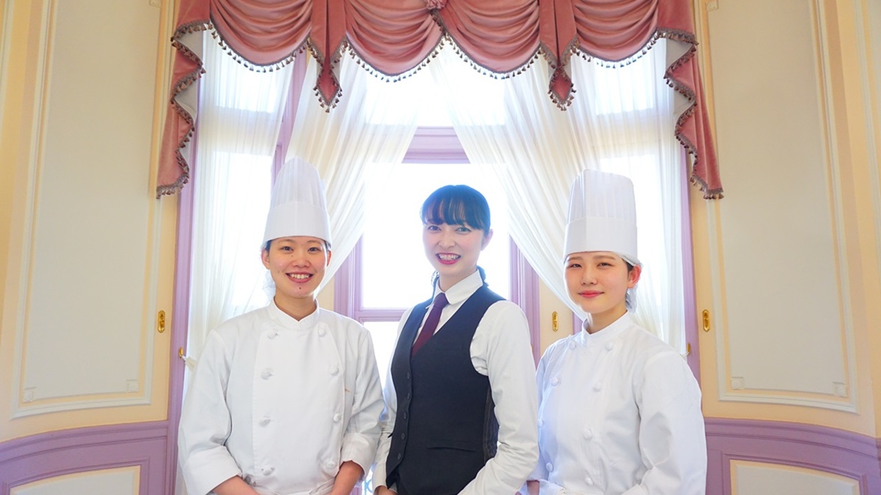 デザートカフェ長楽館|パティシエの求人画像4枚目