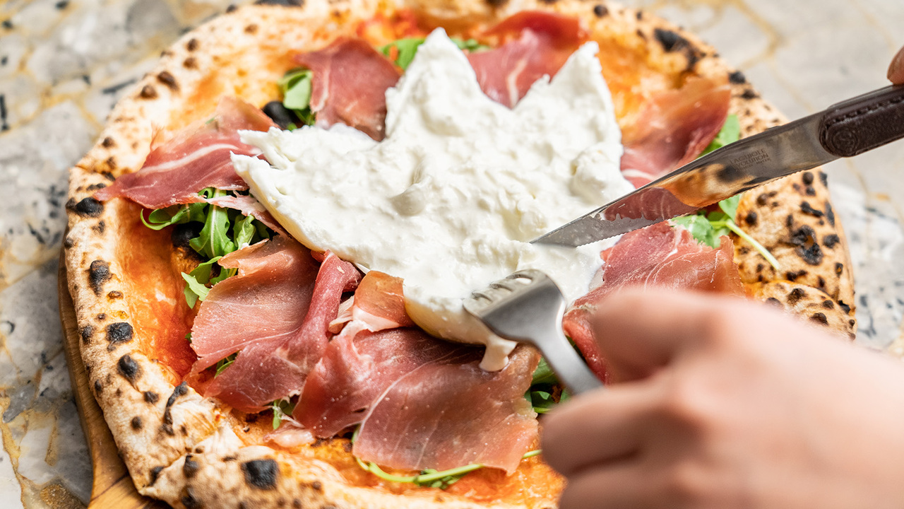 RIGOLETTO SMOKE GRILL AND BAR 祇園|レセプション・レストランレセプションの求人画像3枚目