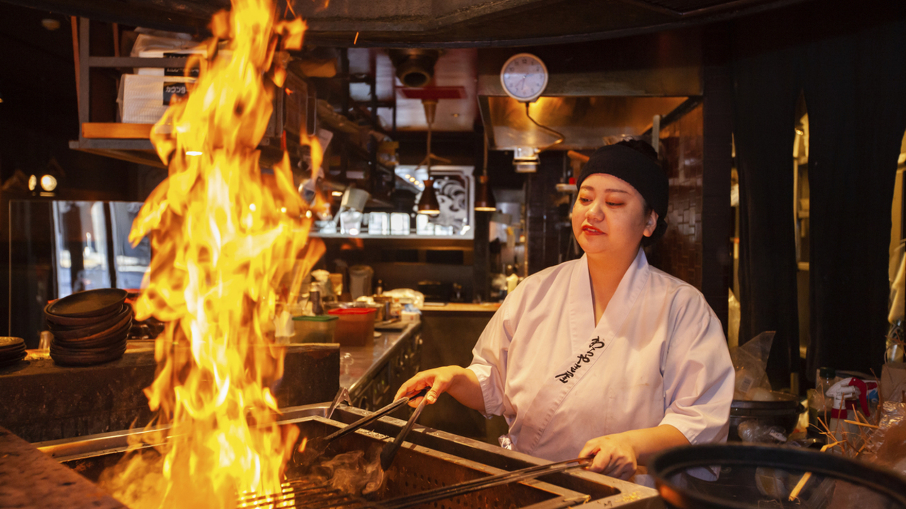 わらやき屋 わらやき屋 大阪北新地 和食, 居酒屋 | キッチンスタッフ)の求人の写真 2枚目