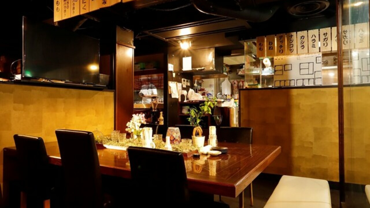 博多 野菜巻き串ともつ焼き けむり 浦和本店 焼き鳥, 居酒屋 | 料理長・料理長候補)の求人の写真 2枚目