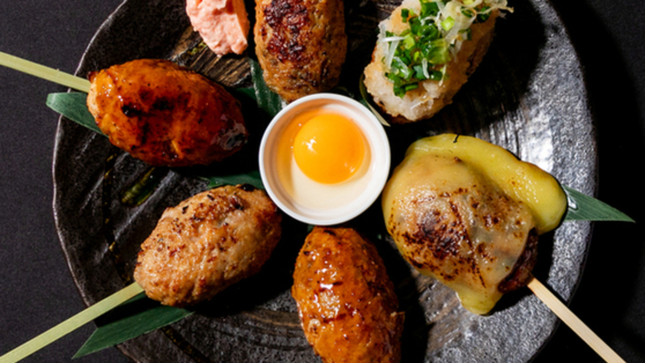 博多 野菜巻き串ともつ焼き けむり 浦和本店 焼き鳥, 居酒屋 | 料理長・料理長候補)の求人の写真 3枚目