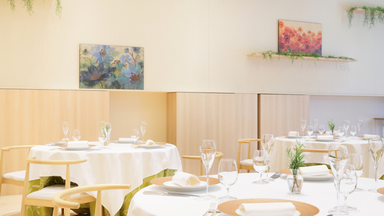 ボン クラージュ|レストランサービス・ホールスタッフの求人画像2枚目