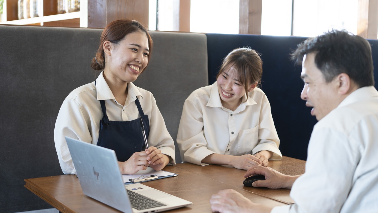 サービスエリア|販売スタッフの求人画像3枚目